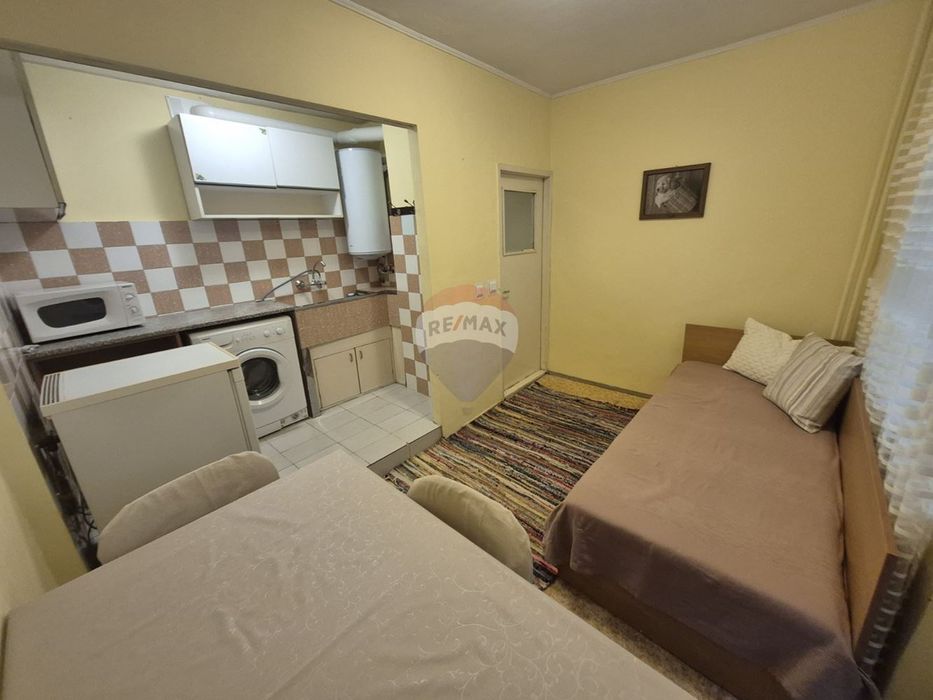 Дава се под наем Двустаен апартамент в Варна, ВИНС - 42 кв.м за 357 € - Снимка #10