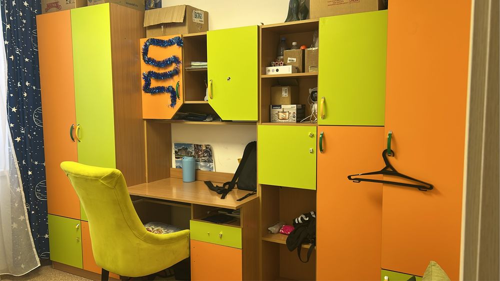 Продам детскую стенку