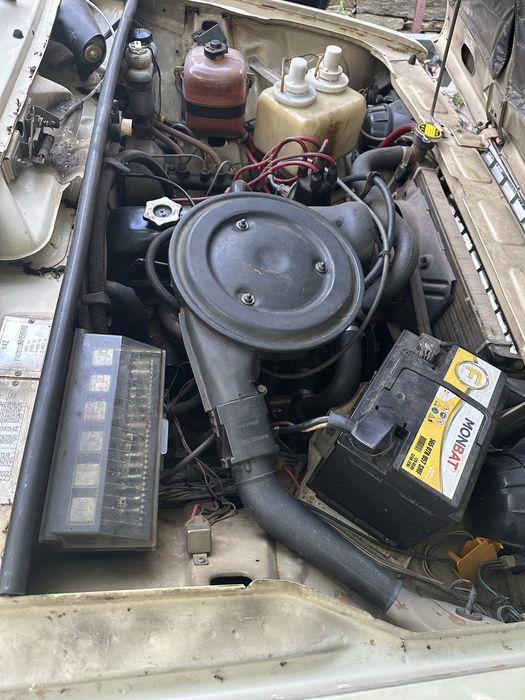 Продавам Lada 2107