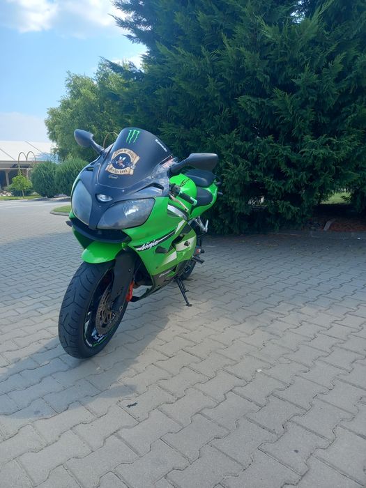 Kawasaki ninja zx9r 2000