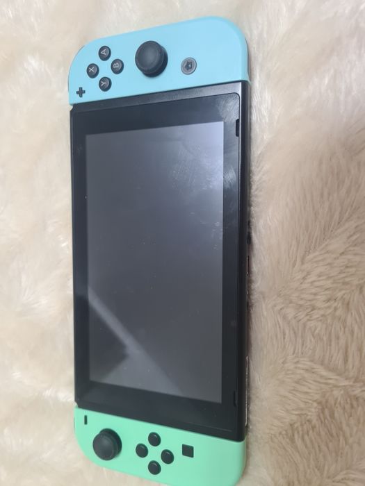 Продам nintendo switch прошитый