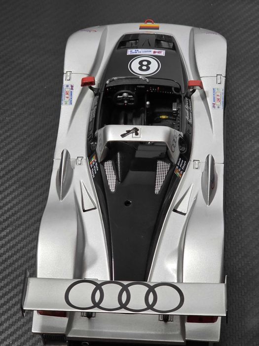 Macheta Auto 1/18 Maisto Audi R8R Le Mans 1999