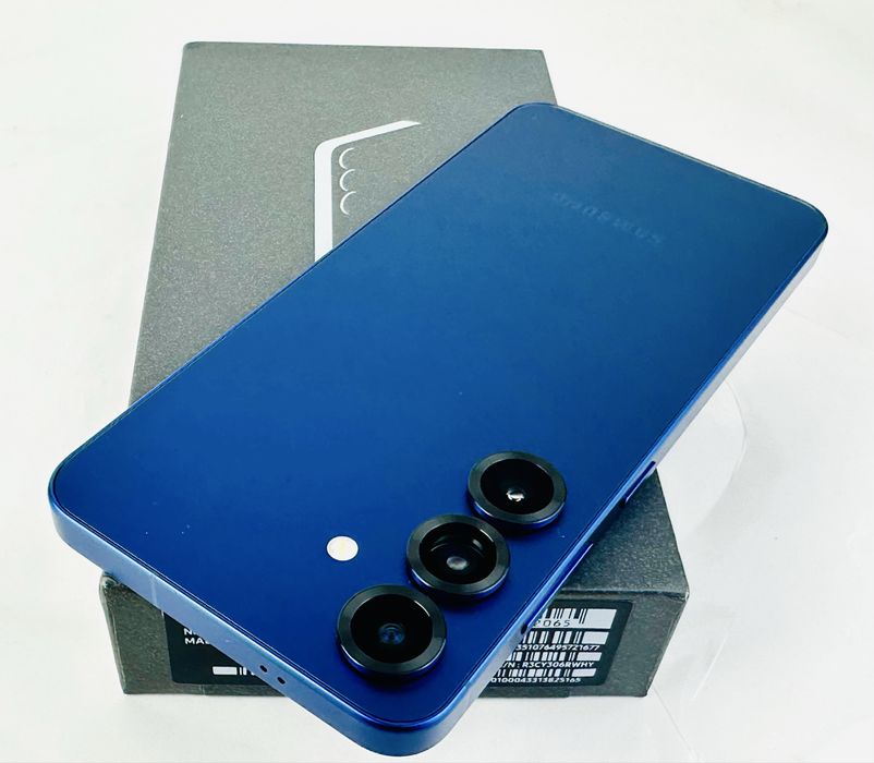 НОВ! Samsung Galaxy S25 5G 256GB 12RAM Navy 2г. Гаранция!