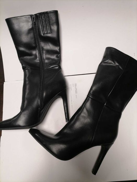 Дам. ботуши , ном.38 , естествена кожа , ток 10 см