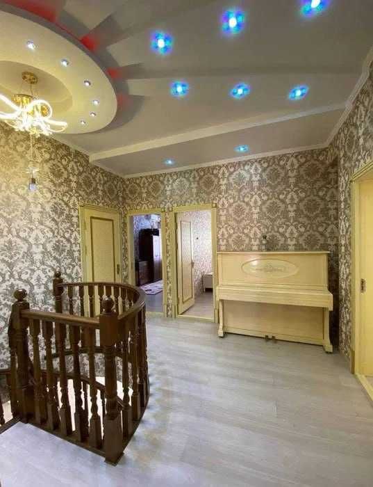 Darkhan 4/5/6 квартира 132м2 срочно продается: Мирзо Улугбек Дархан