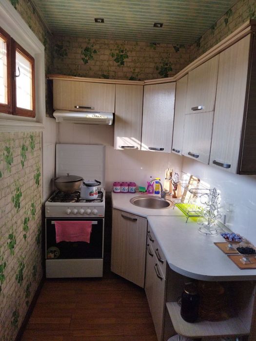 Кунлик уй. Сергели, метро енида