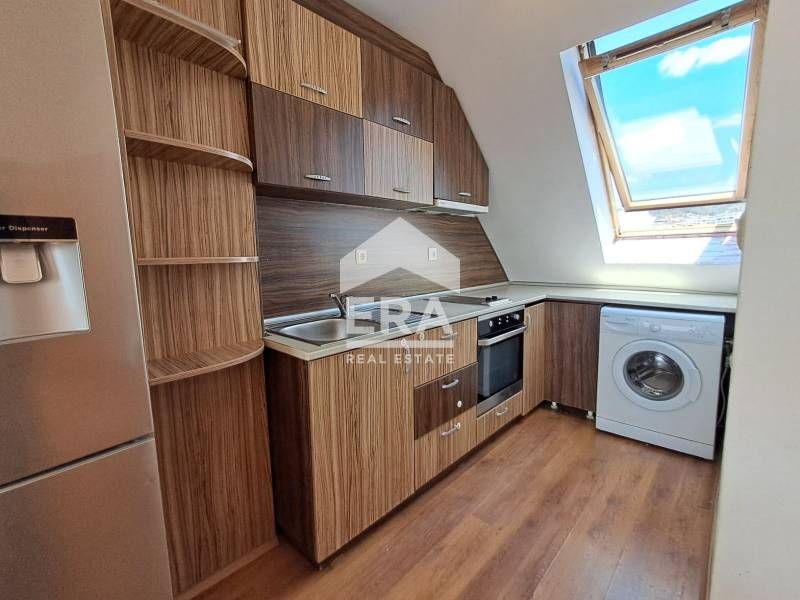 Продава се Двустаен апартамент в Варна, Базар Левски - 83 кв.м за 1855 €/кв.м - Снимка #2