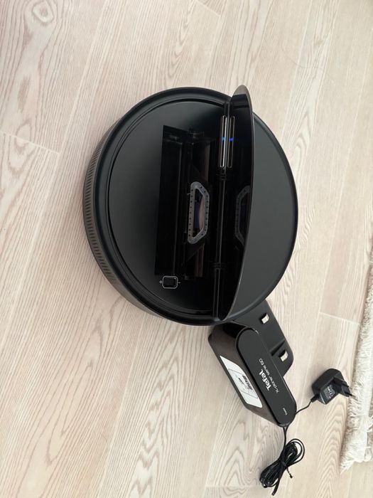 Срочно продам робот-пылесос Tefal  X-prorer serie 60