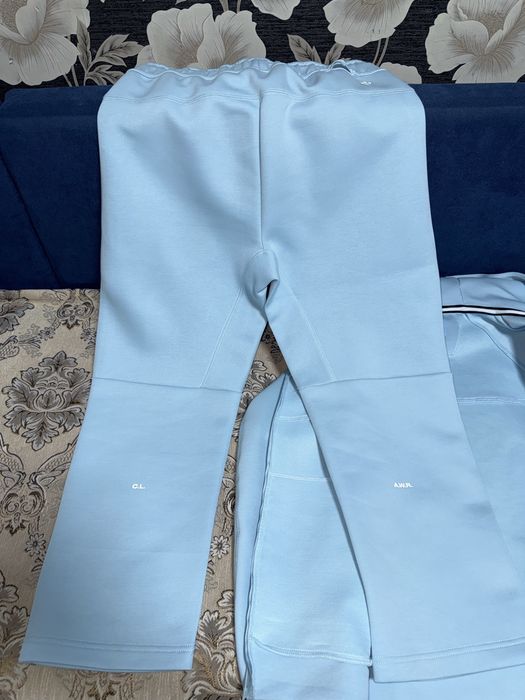 Nike Tech Fleece Голубого цвета