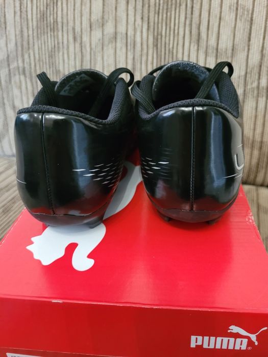 Футболни обувки Пума Ултра