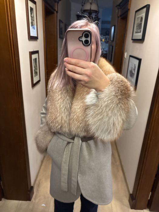 Vând palton dama  alpaka cu blana naturala marimea S