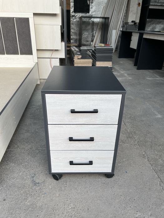 Тумбочка (К 0111)