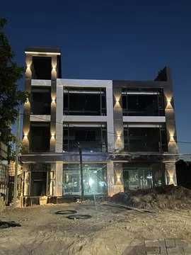 Сдается помещение нежилое здание Ор-р: Думбиробод  1050м2