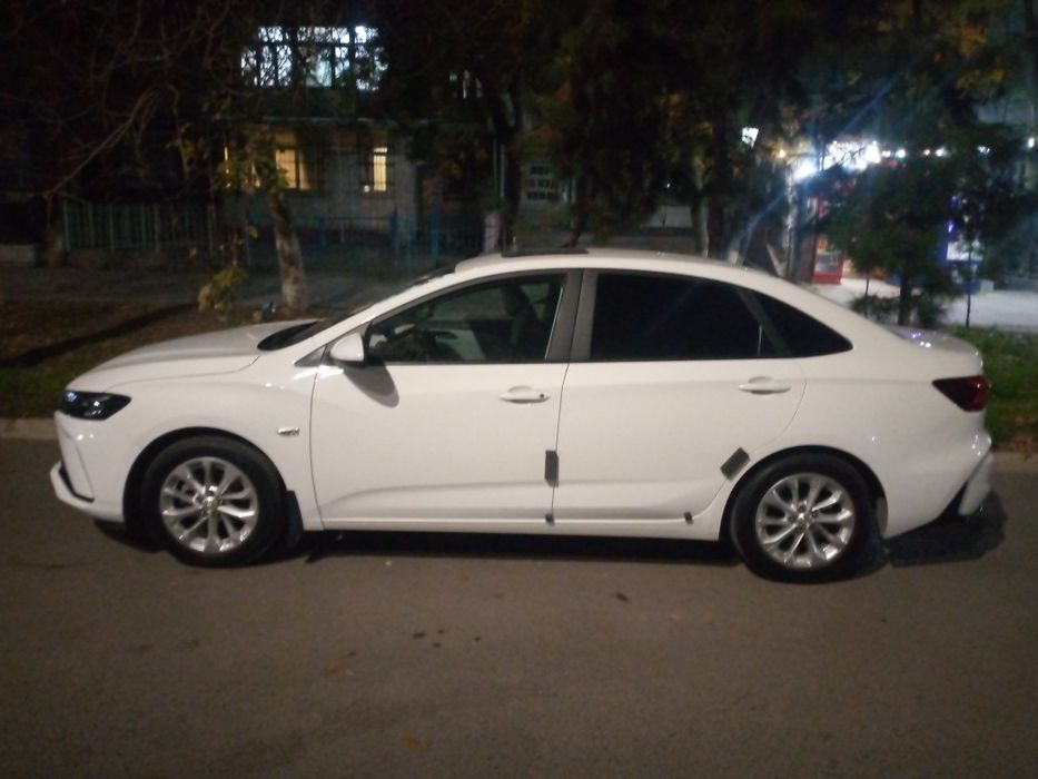 Monza sotiladi 2023 yil yurgani 16014 km