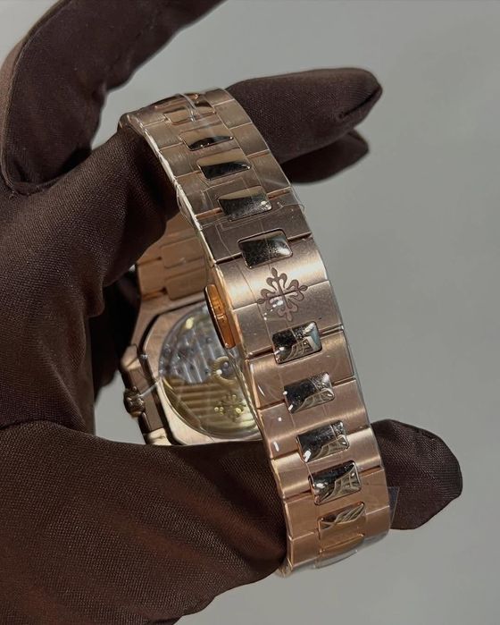 Patek Philippe Cubitus 18k rose gold