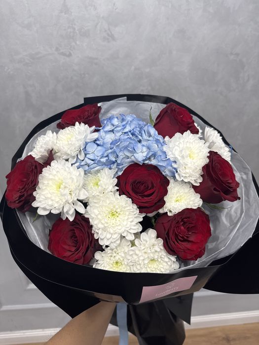 купленный сегодня в хорошем цветочном магазине loveberry