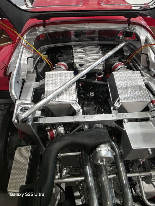 Ферари ф40 компетационе 1:8 (Ferrari F40  competizione 1:8)