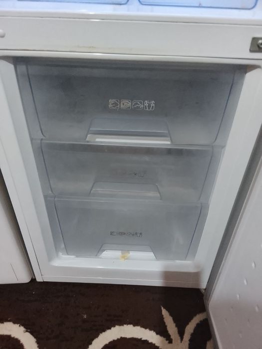 Продам холодильник