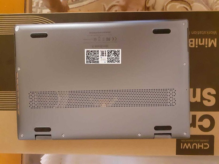 Компактный ноутбук 10"