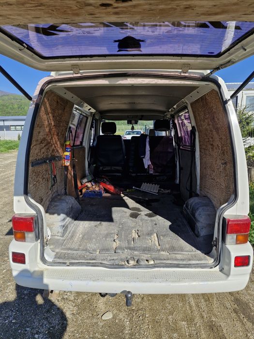 Vând Volkswagen t4