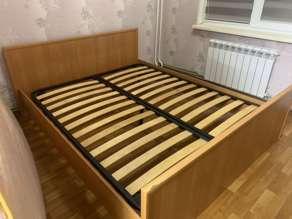 Спальный диван с матрасом