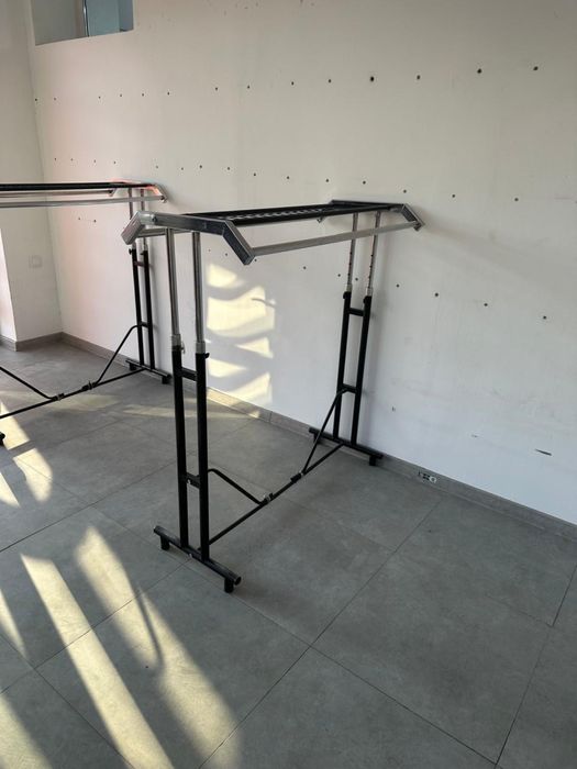 Продам вешалки для магазина