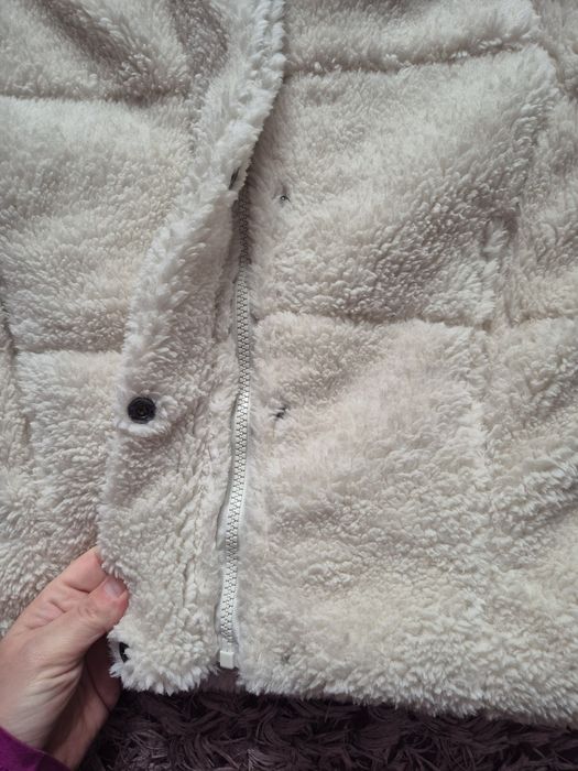 Geaca fete noua cu eticheta 146cm 10-11ani