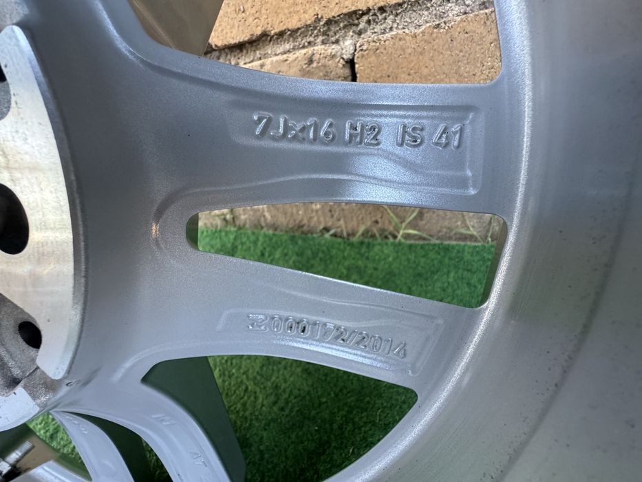 4 броя Джанти БМВ BMW 5x112 Style 186 16 цола за U06 F40 F44