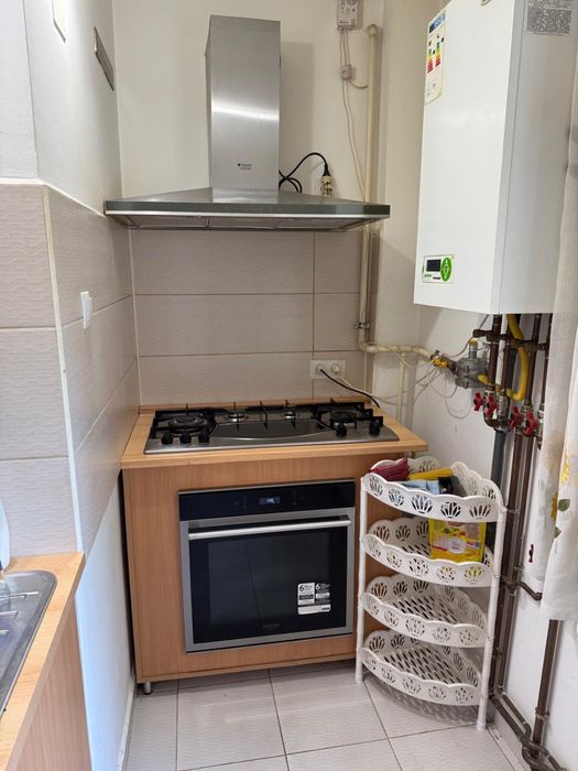 Apartament 3 camere de inchiriat