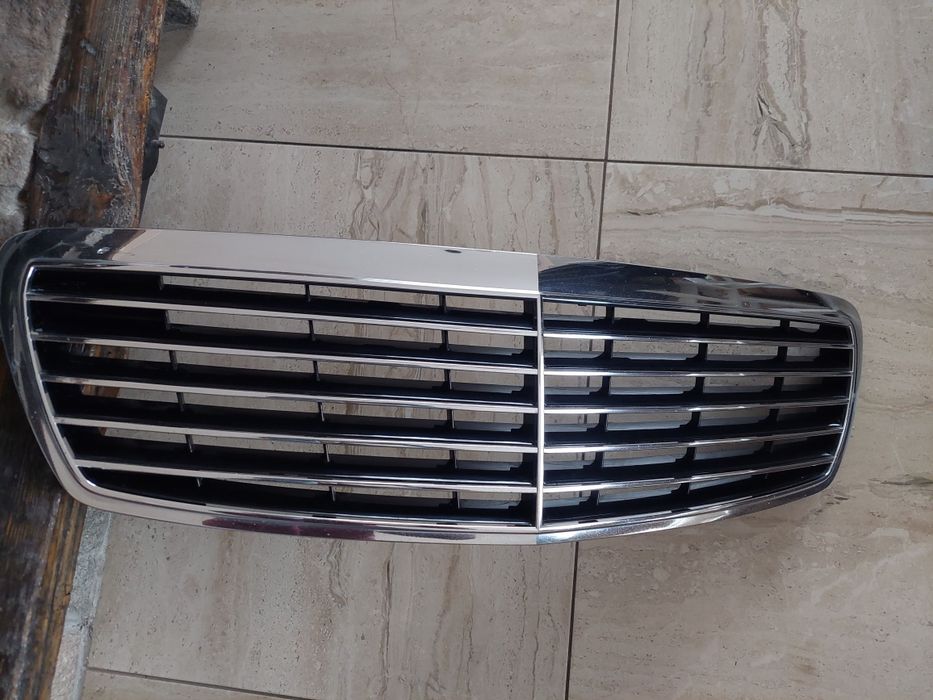 W211 предна решетка Мерцедес Е класа Mercedes E klasa 211