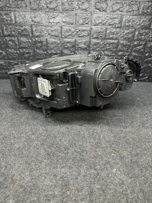 far dreapta bmw x5 f15 x6 f16 bixenon complet