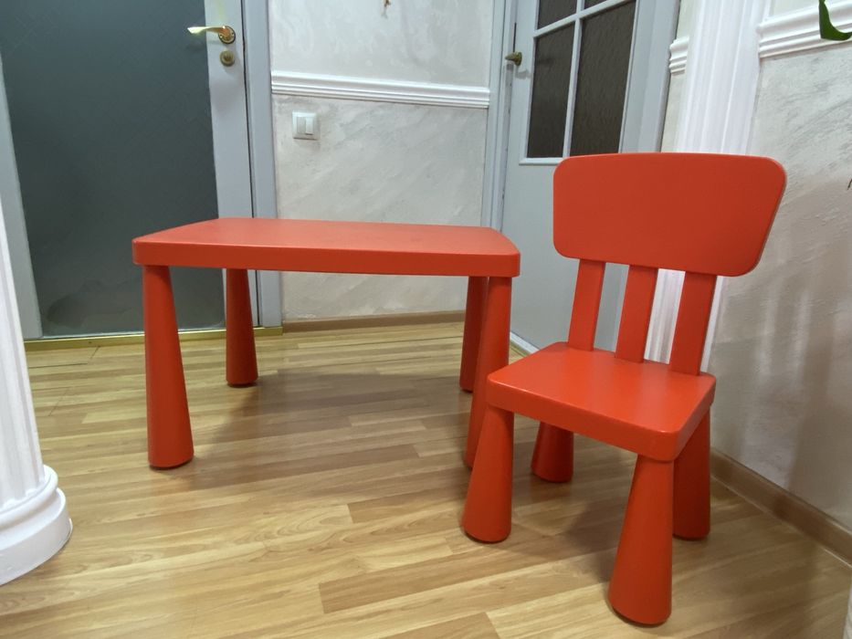 Стол и стул IKEA