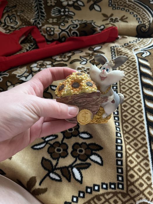 Статуэтки копилки