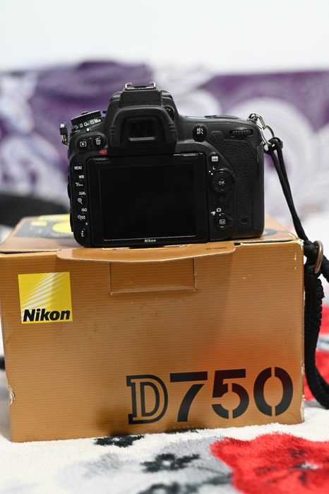 Nikon D750 200k cadre