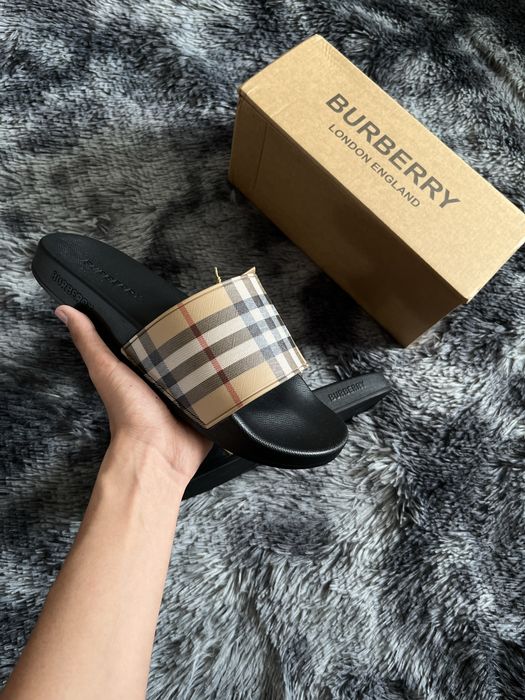 тапочки от burberry