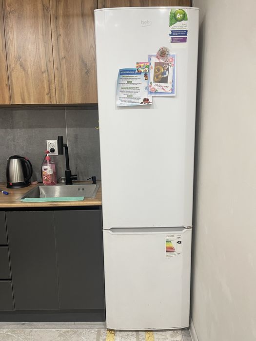 Продается Холодильник б/у.