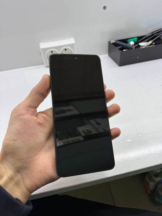 Redmi Note 13 8+4/256gb