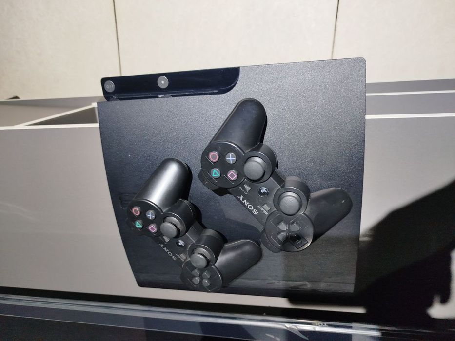 Play Station 5, 4 va 3 sotiladi