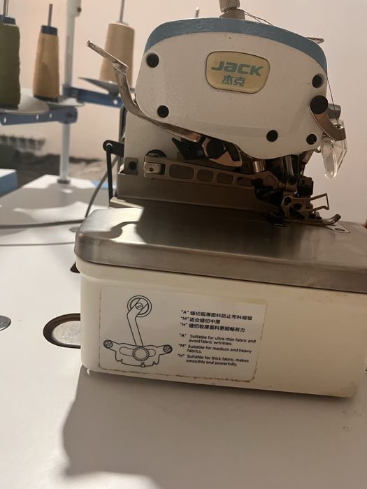 Оверлок джак е4.