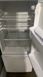 Холодильник INDEZIT