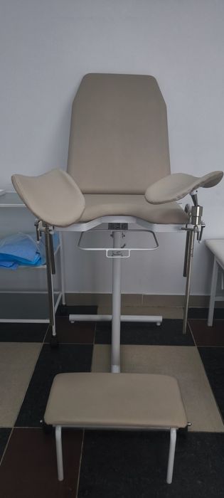 Гинекологическое кресло