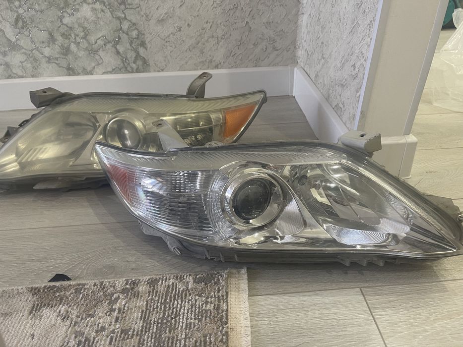 Фары на Toyota Camry