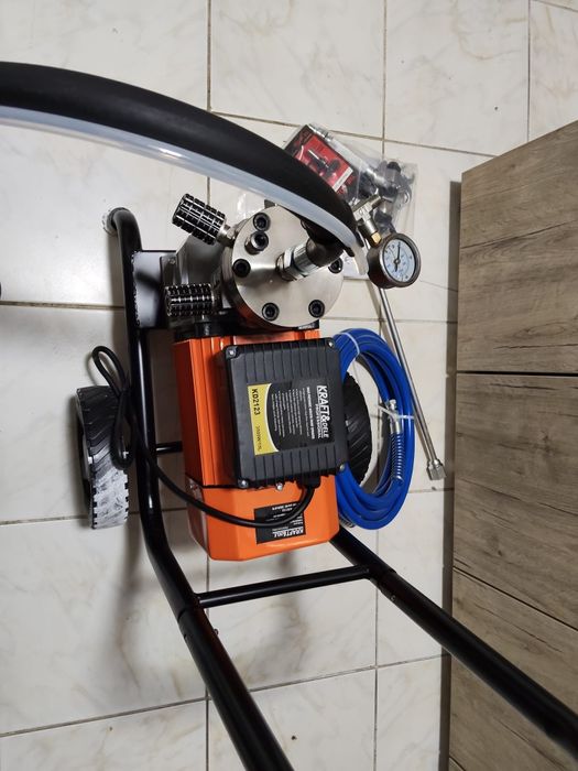 Pompă de zugrăveli profesională