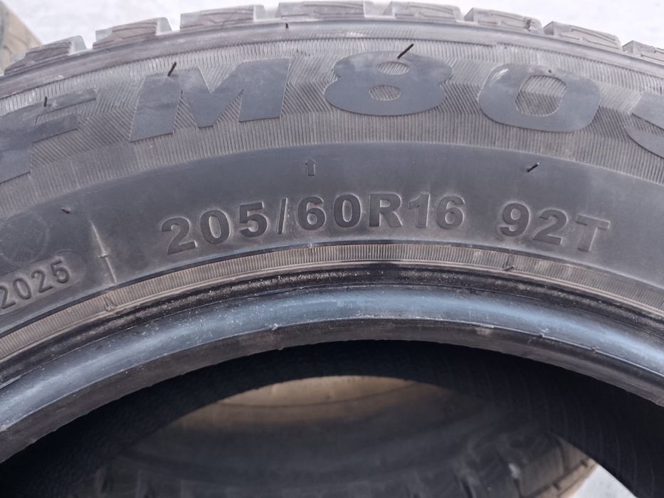 Продам зимние шины