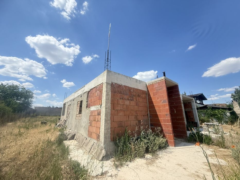 Продава се Къща в Варна, Владислав Варненчик - 120 кв.м за 1000 €/кв.м - Снимка #1