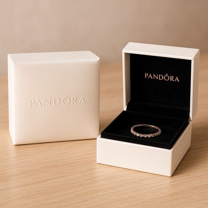 Продам оригинальные коробки PANDORA для ювелирки