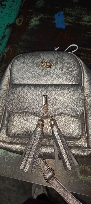 Рюкзачек цвета тёмно серый