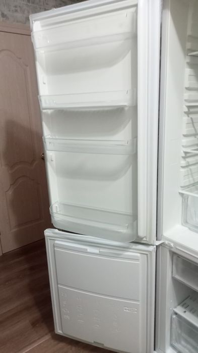 Холодильник INDESIT отлично работает