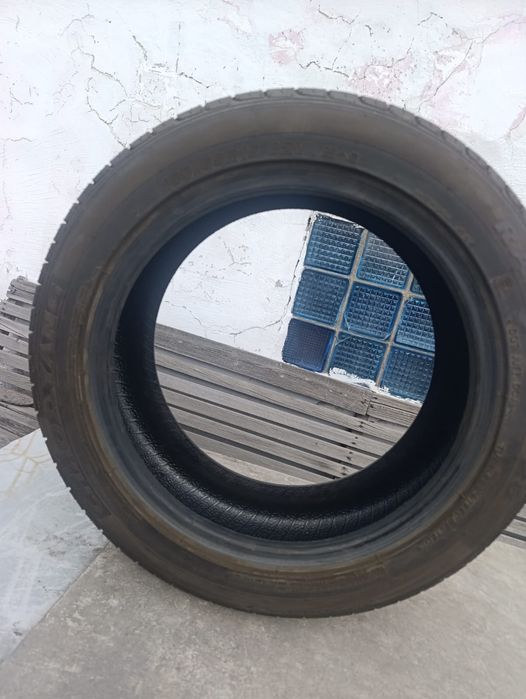 Продам б/у резину