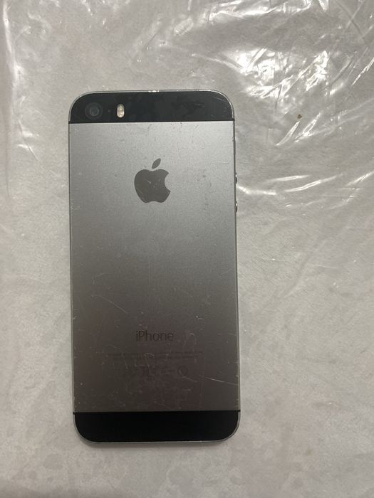 срочно продаю Iphone 5s